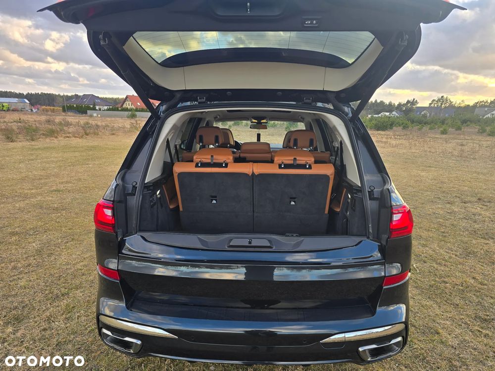 BMW X7 M50i - 26
