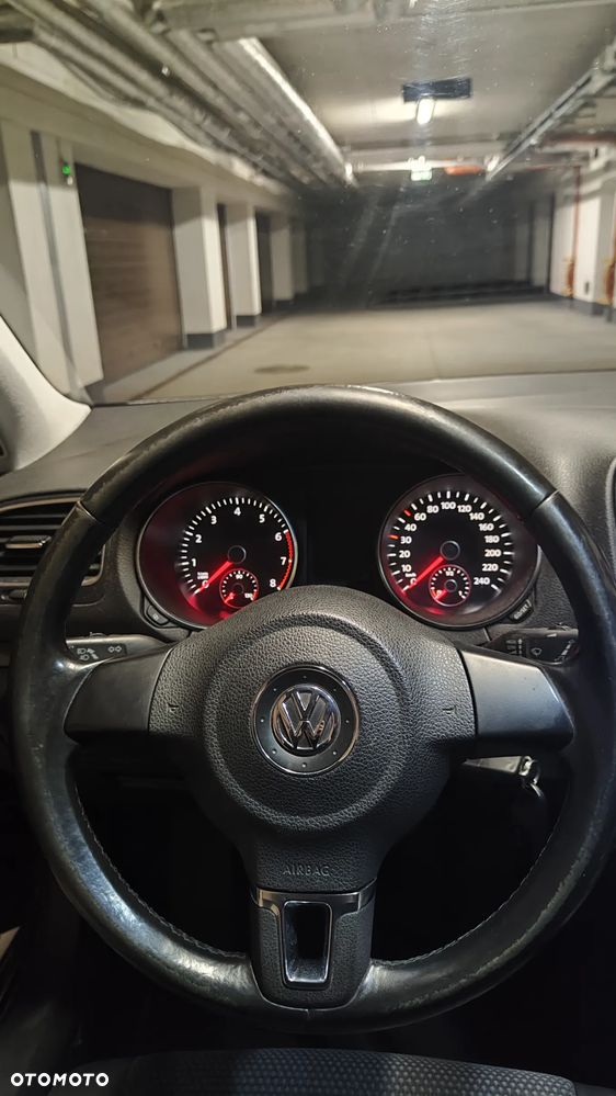 Volkswagen Golf - 12