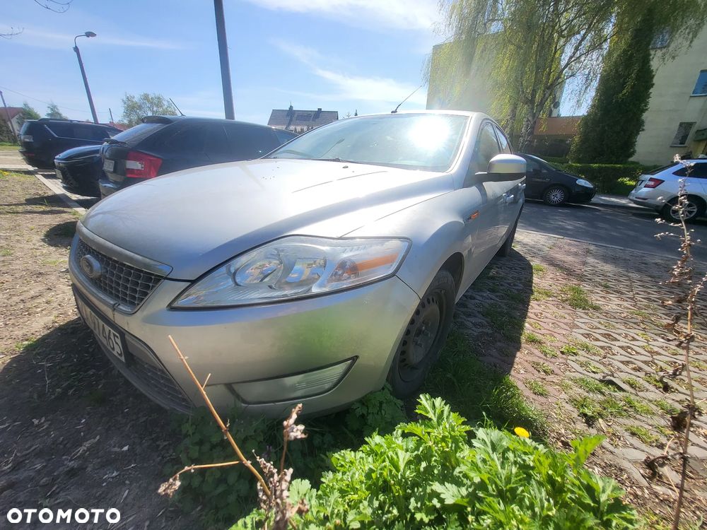 Ford Mondeo 2.0 Ambiente - 6