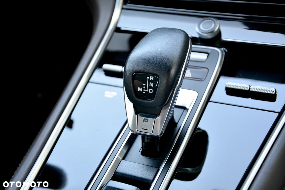 Porsche Panamera - 18