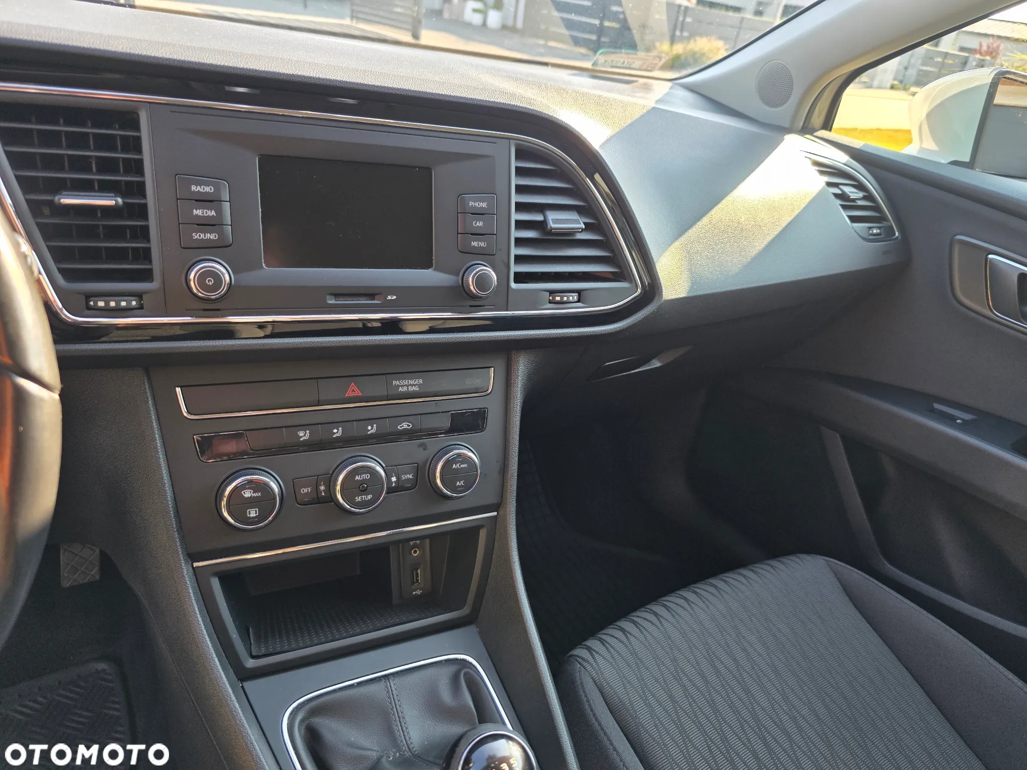 Seat Leon 1.6 TDI Style - 11