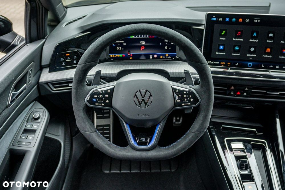 Volkswagen Golf - 23