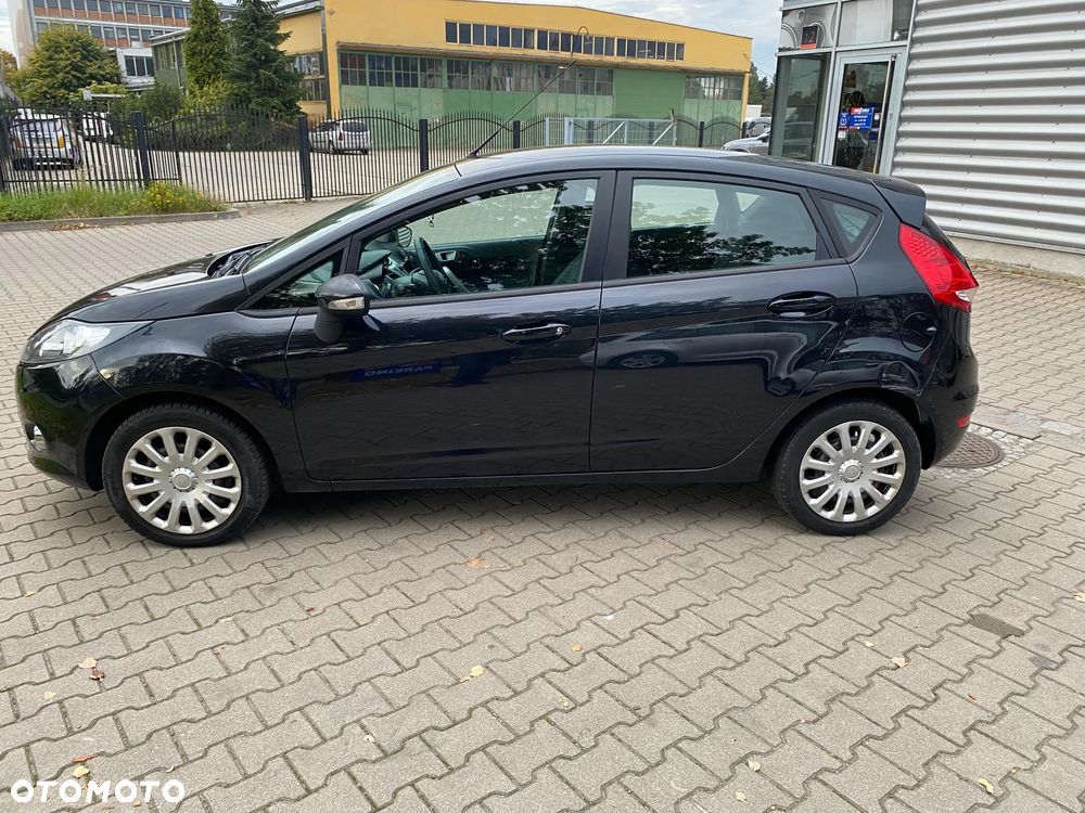 Ford Fiesta - 10