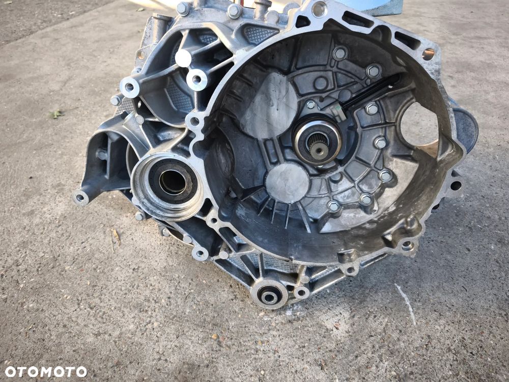 Skrzynia biegów VW CRAFTER II 2.0TDI FM6AX002 VLE - 4