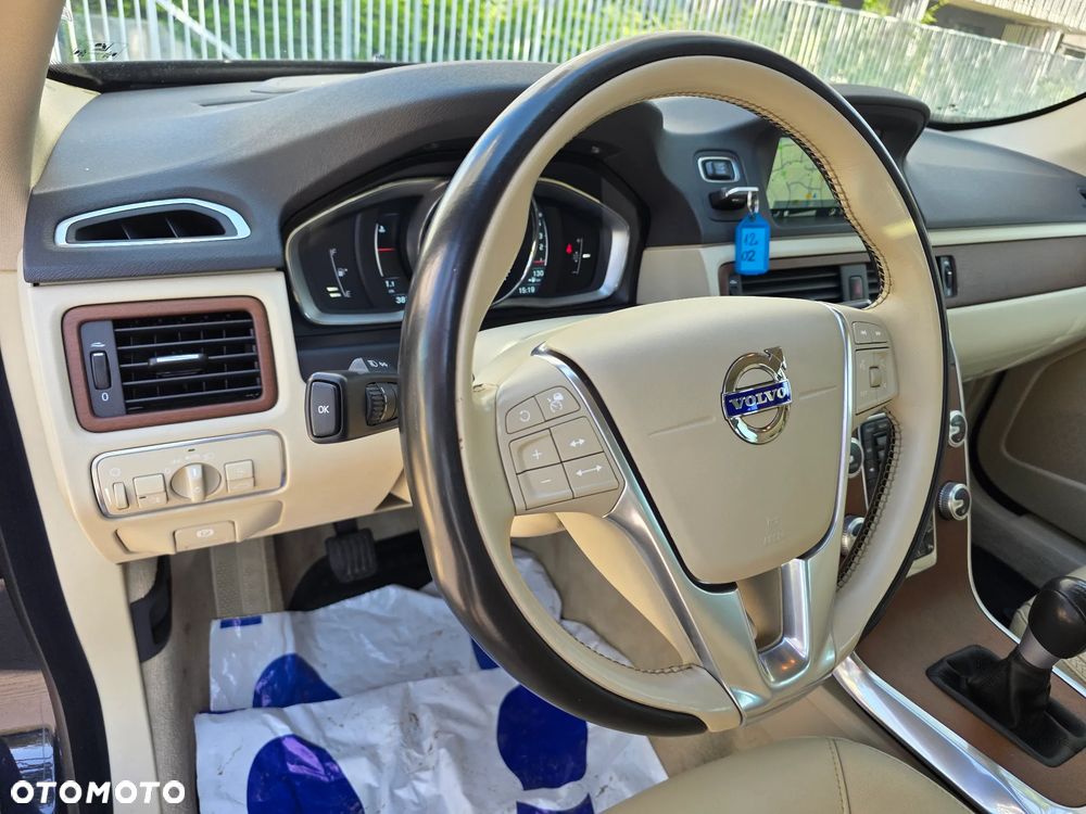 Volvo XC 70 D4 AWD Summum - 6