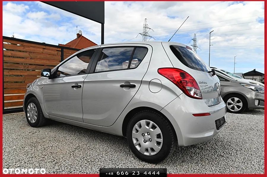 Hyundai i20 1.2 Trend - 9