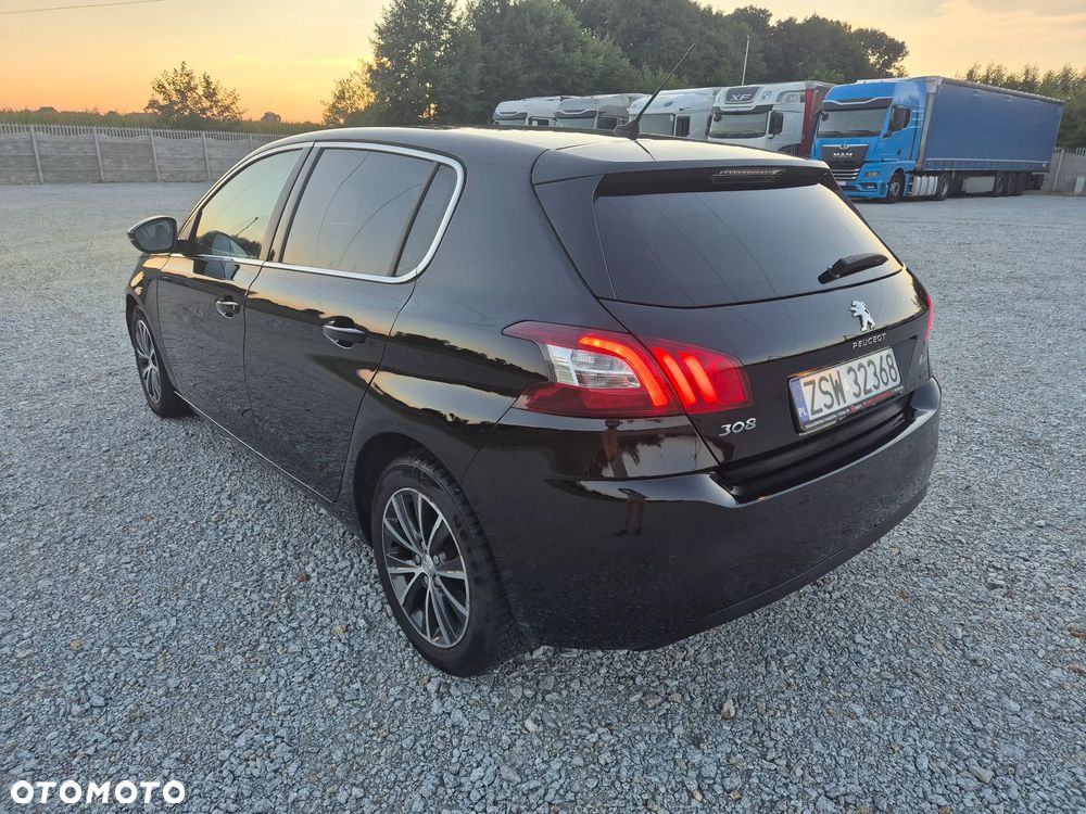 Peugeot 308 - 3