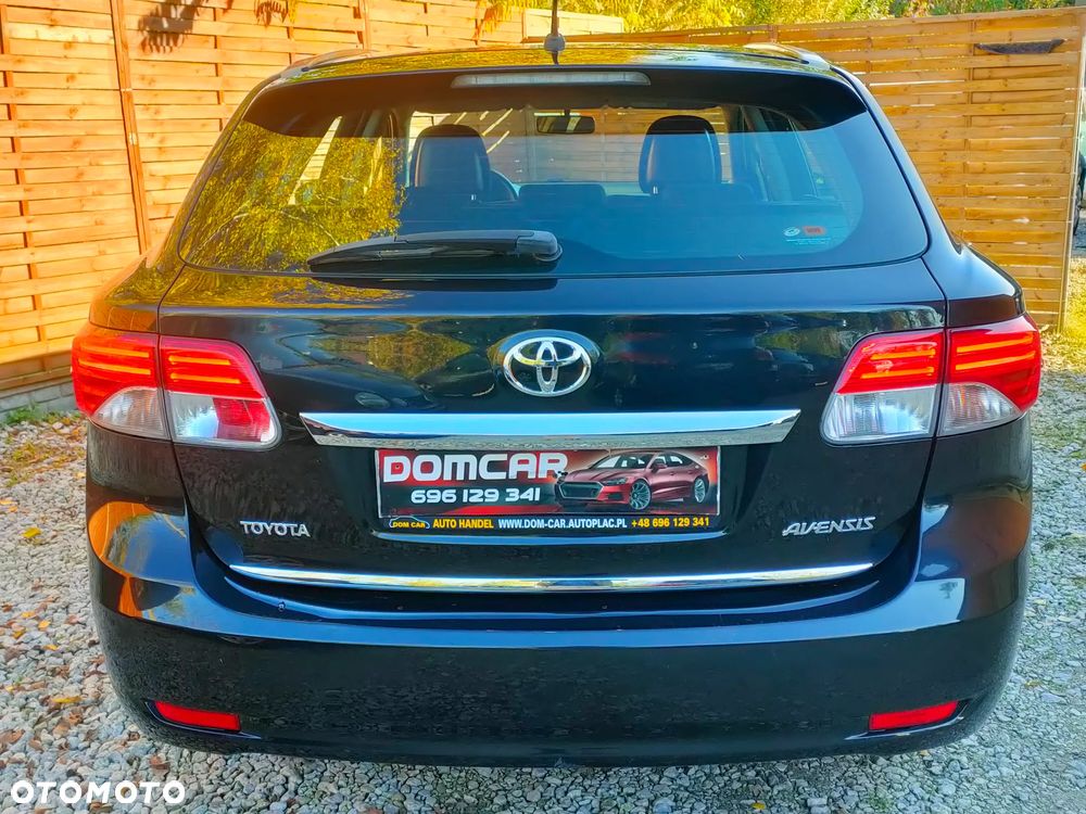 Toyota Avensis Combi 1.6 Life - 13