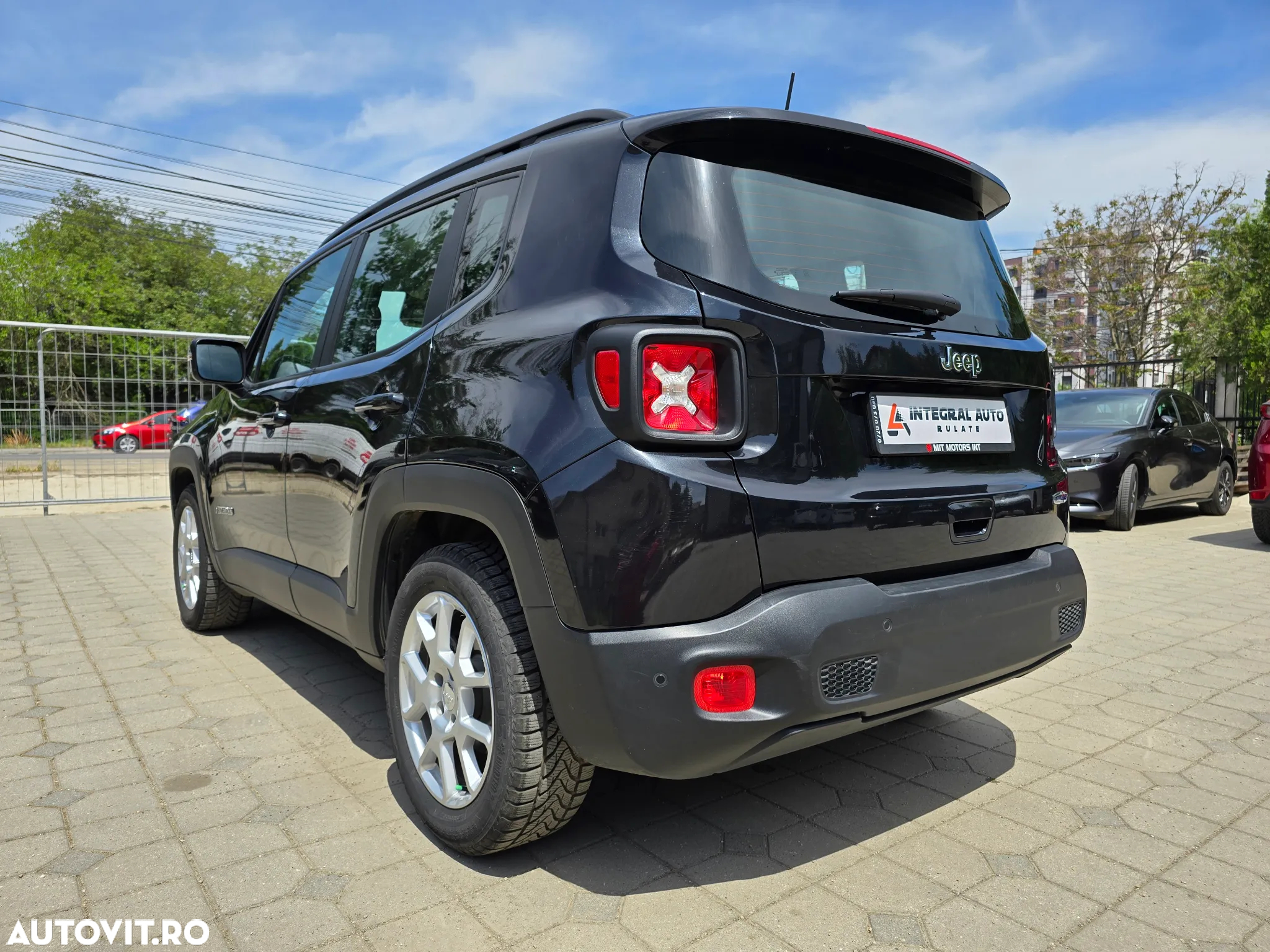 Jeep Renegade 1.0 Turbo 4x2 M6 Longitude - 4