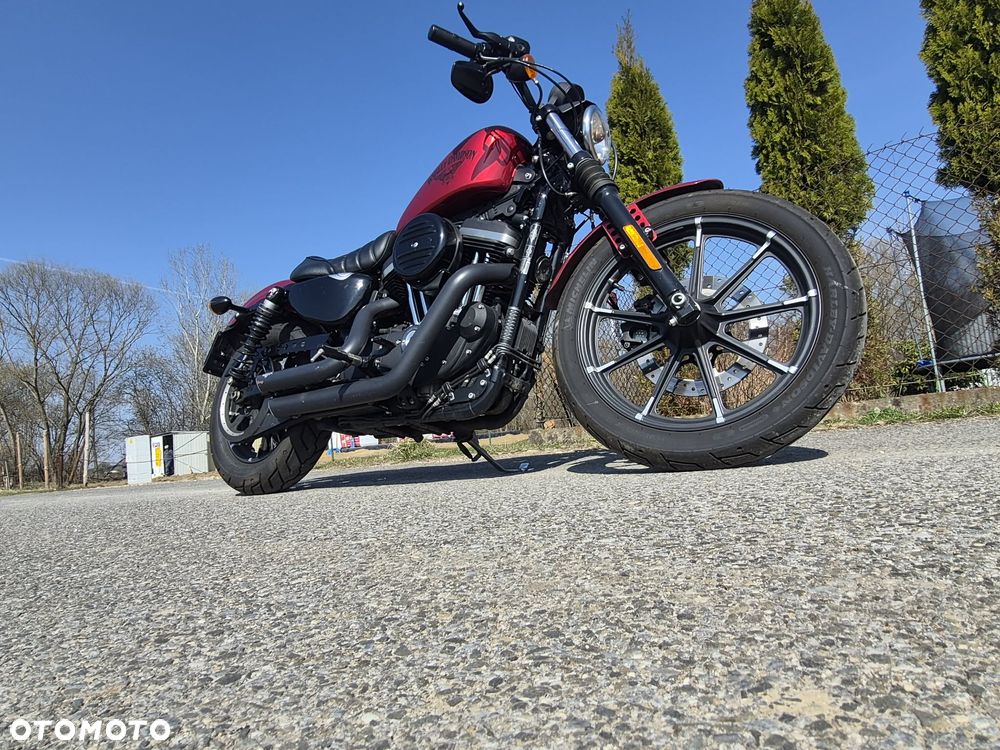 Harley-Davidson Sportster Iron 883 - 11