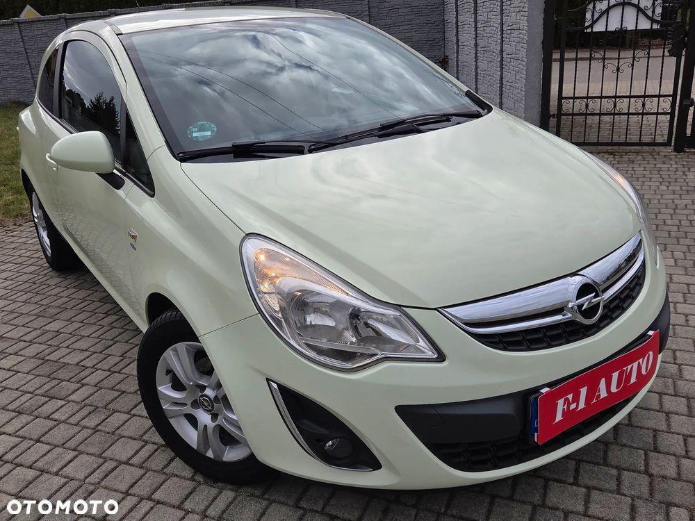 Opel Corsa 1.4 16V Satellite - 9