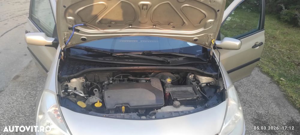 Renault Clio III 1.2 Dynamique - 11