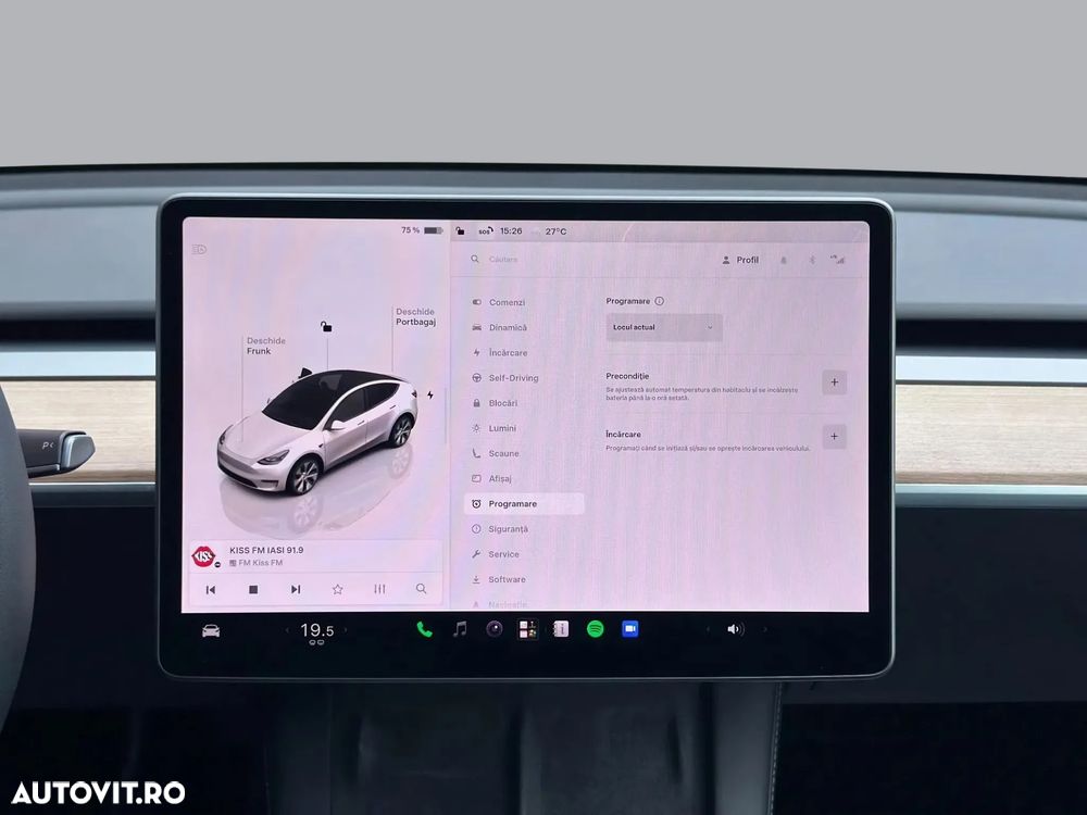 Tesla Model Y Long Range Dual Motor AWD - 19