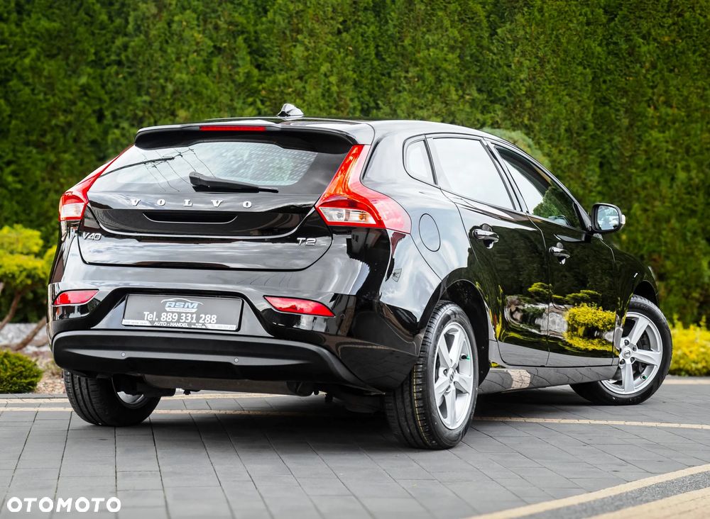 Volvo V40 T2 Drive-E Momentum - 9