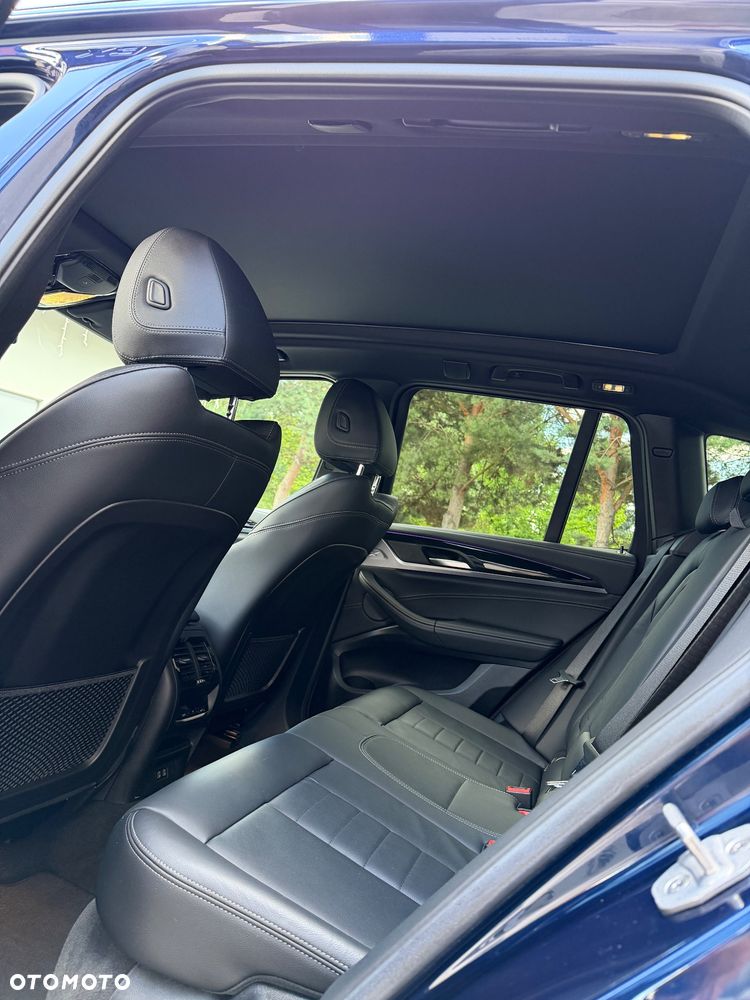 BMW X3 xM40i mHEV - 32