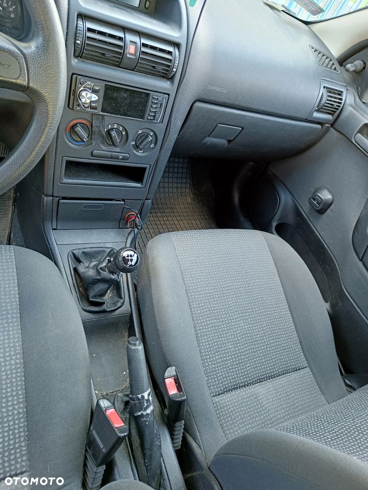 Opel Astra - 20