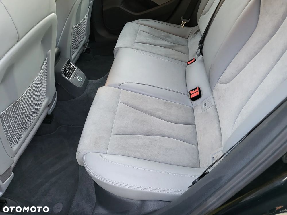 Audi A3 Limousine 35 TFSI Sport S tronic - 25