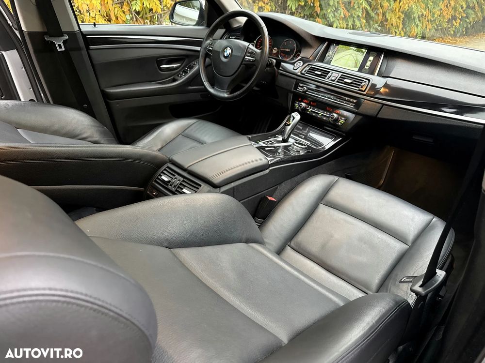 BMW Seria 5 520d Aut. Luxury Line - 9