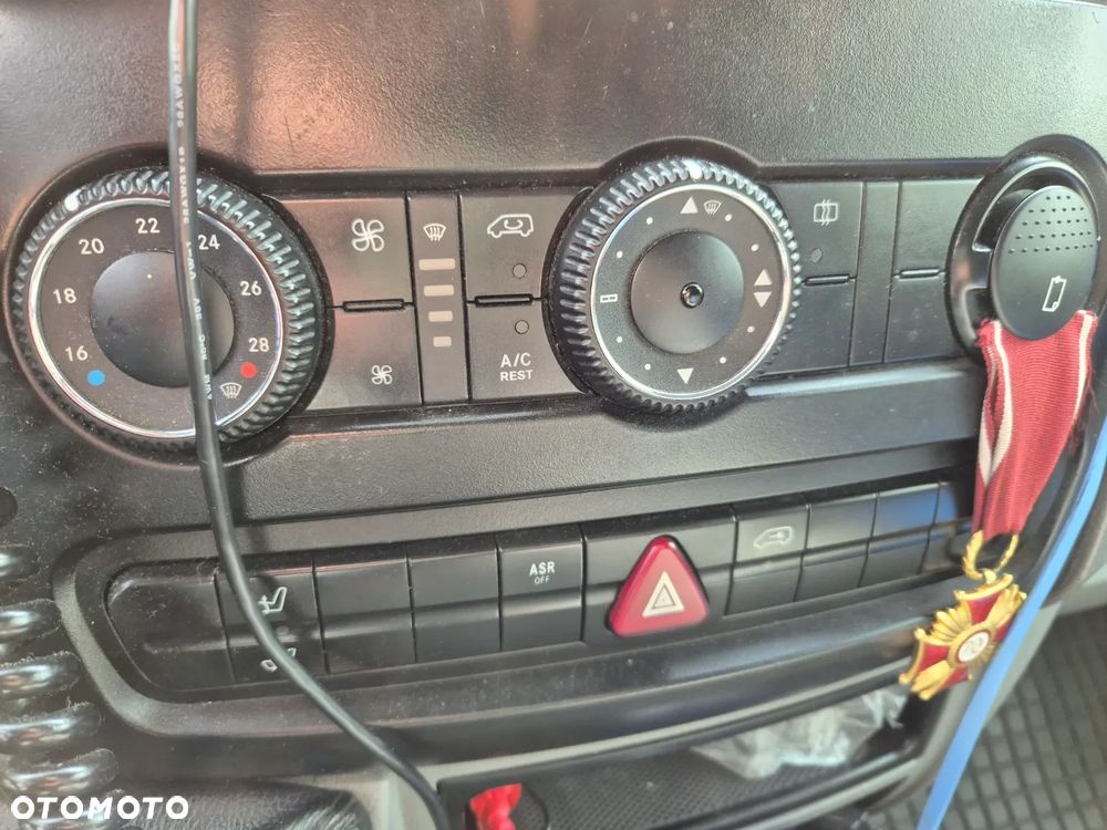 Volkswagen CRAFTER - 19