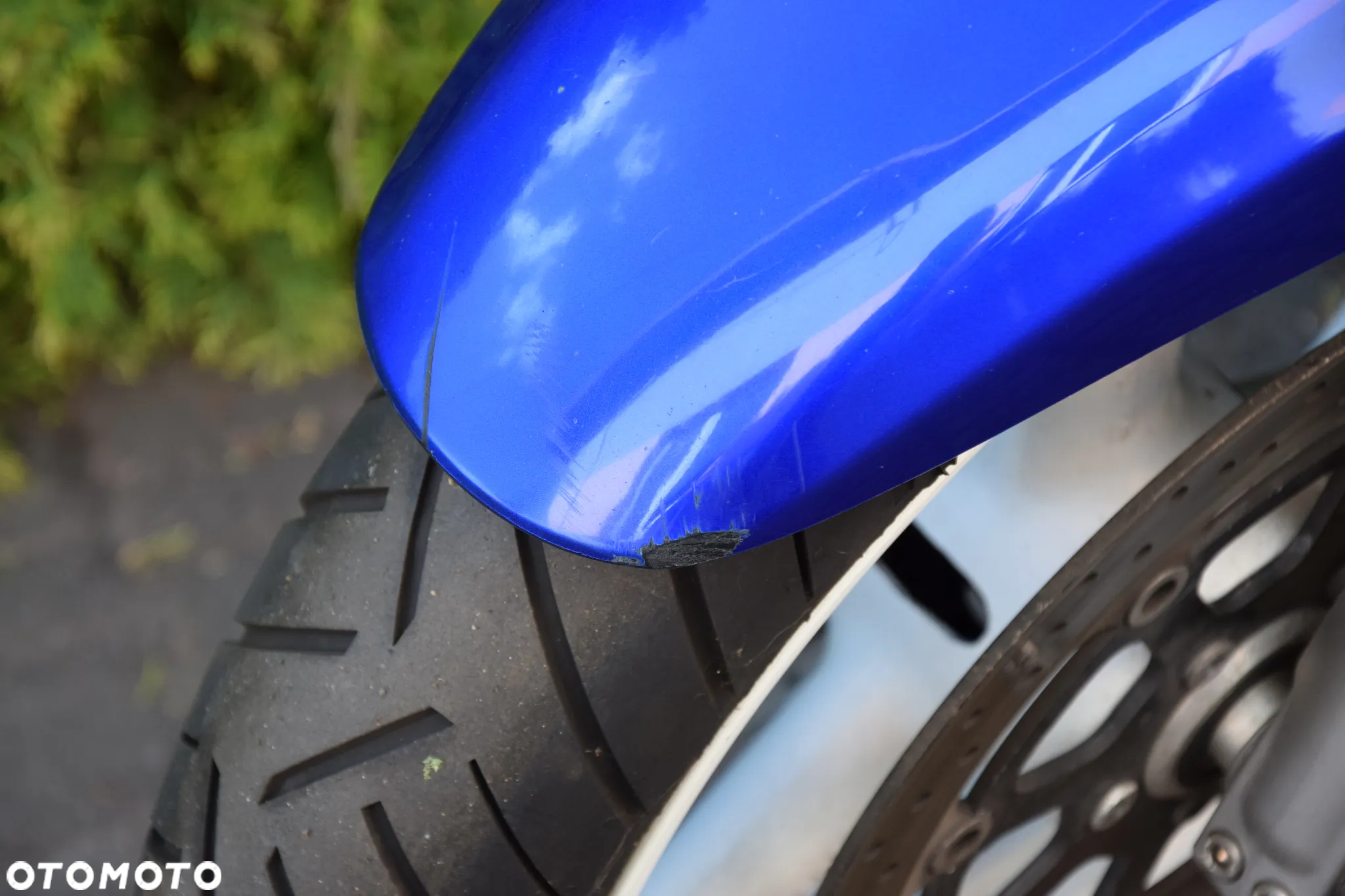 Suzuki GSX - 12