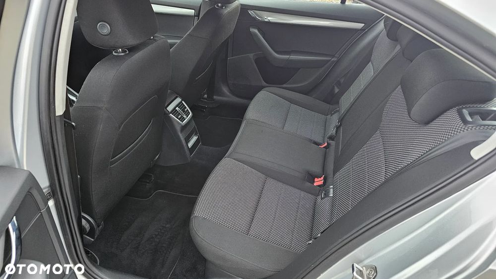 Skoda Octavia 1.4 TSI Style - 11