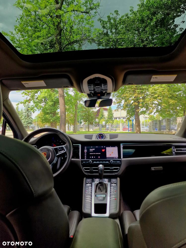 Porsche Macan - 21