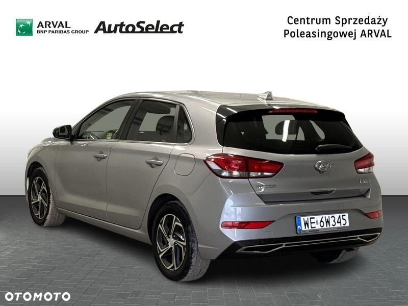 Hyundai i30 1.5 DPI Smart - 3