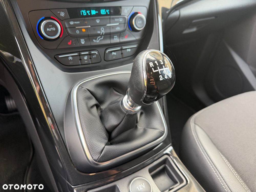 Ford Kuga - 23
