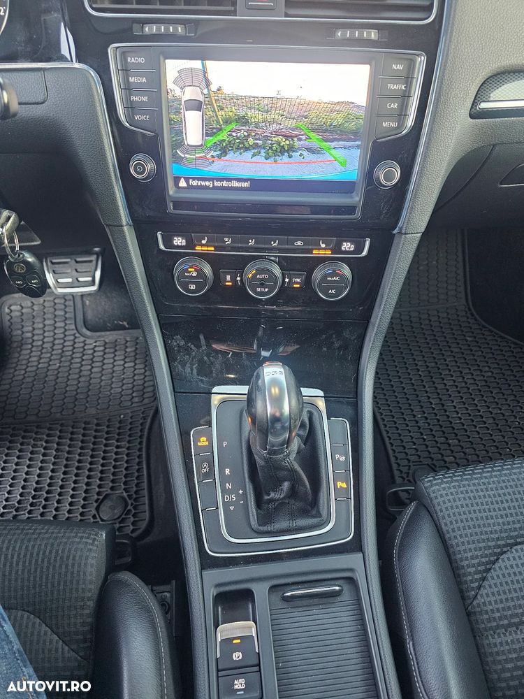 Volkswagen Golf 2.0 BlueTDI DSG Highline - 19