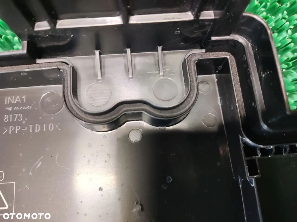 HONDA CIVIC 2.0h od 2022r Pokrywa Skrzynki Bezpieczników - 3