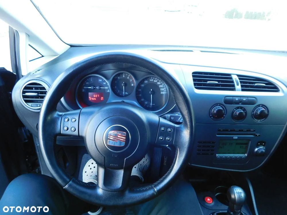 Seat Leon 1.6 Sport Limited - 23