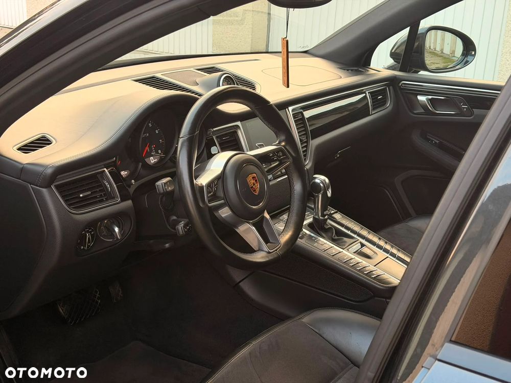 Porsche Macan GTS PDK - 30