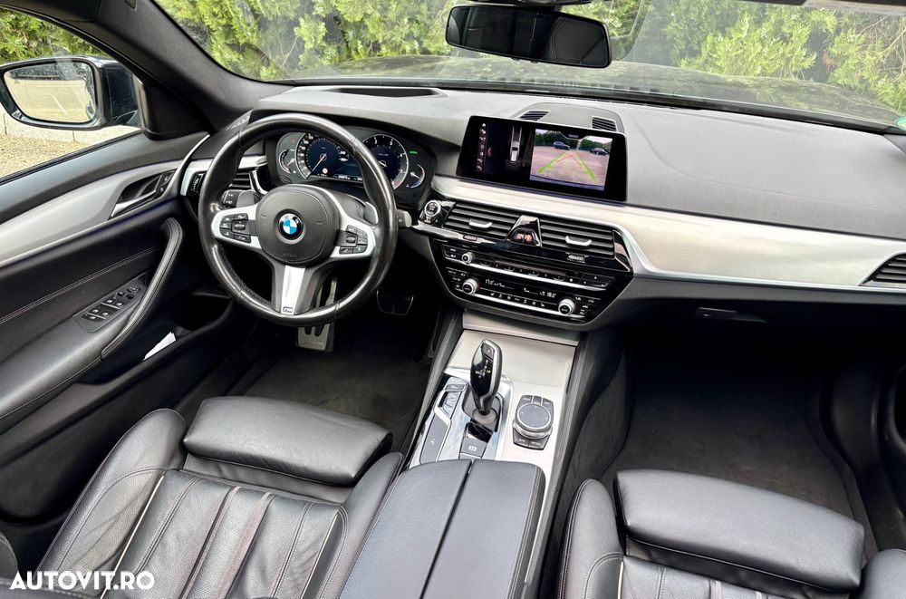 BMW 5 Series 2019 — imagine 27