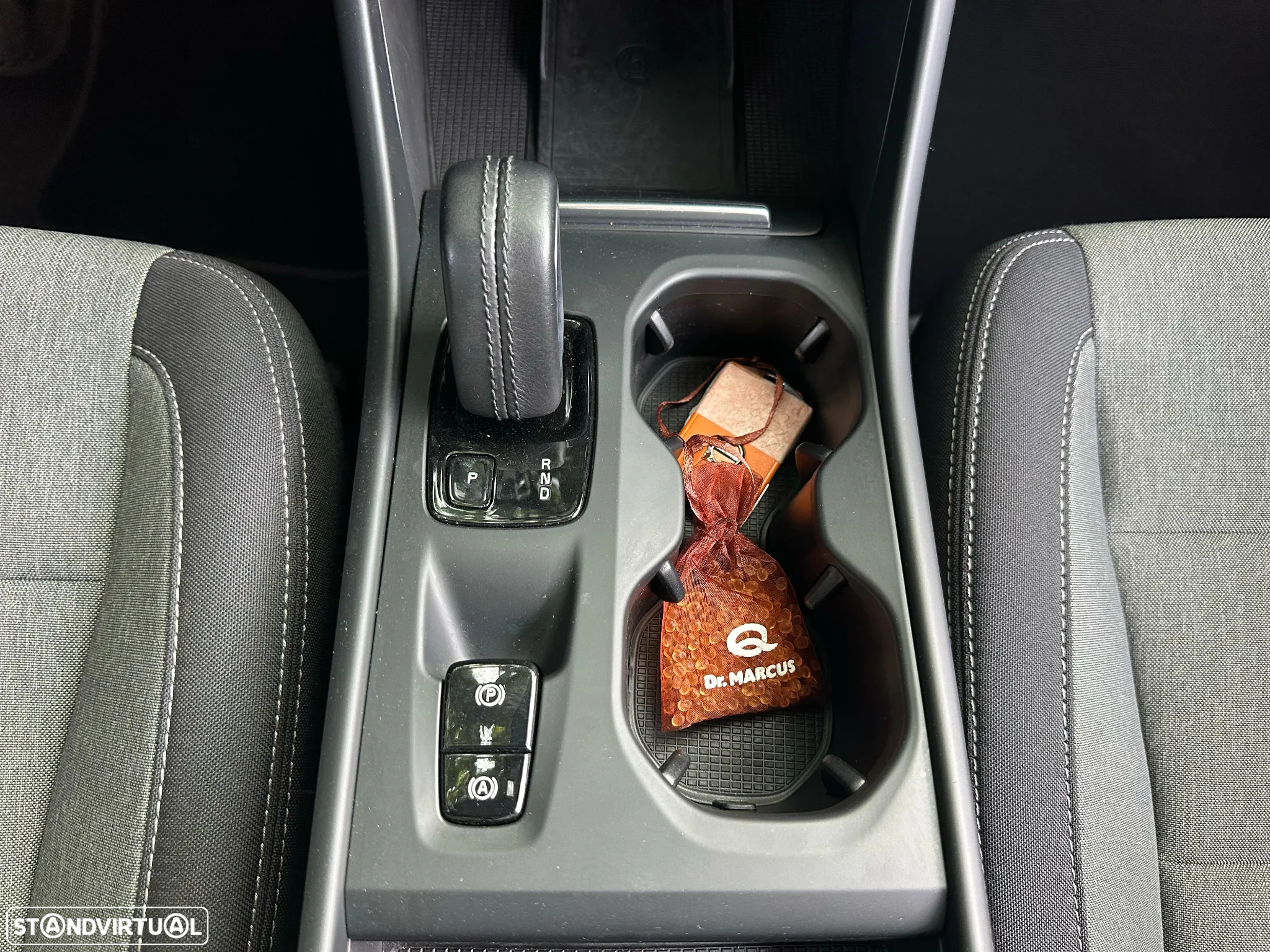 Volvo XC 40 1.5 T4 PHEV Plus Dark - 30