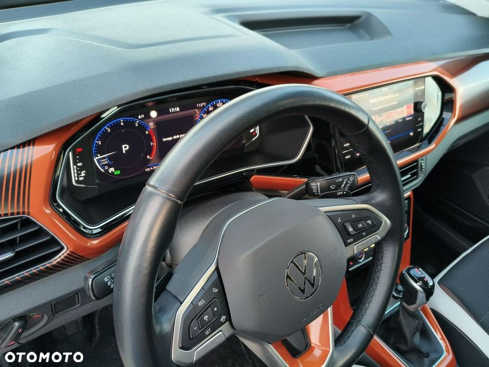 Volkswagen T-Cross - 21