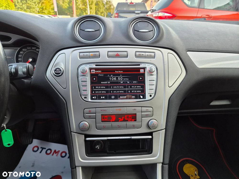 Ford Mondeo 2.0 TDCi Titanium - 21