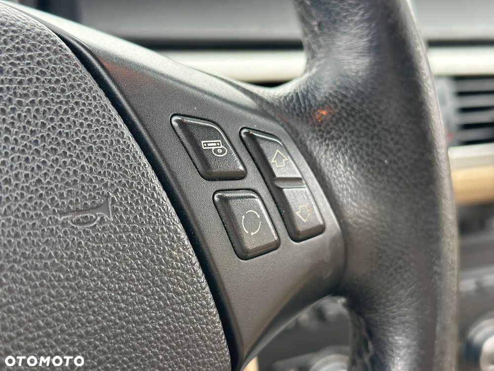 BMW Seria 3 320d DPF Edition Exclusive - 14