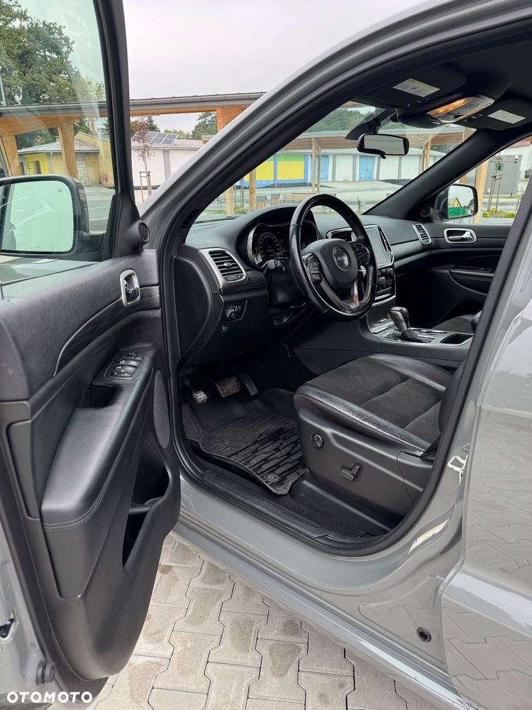 Jeep Grand Cherokee - 5