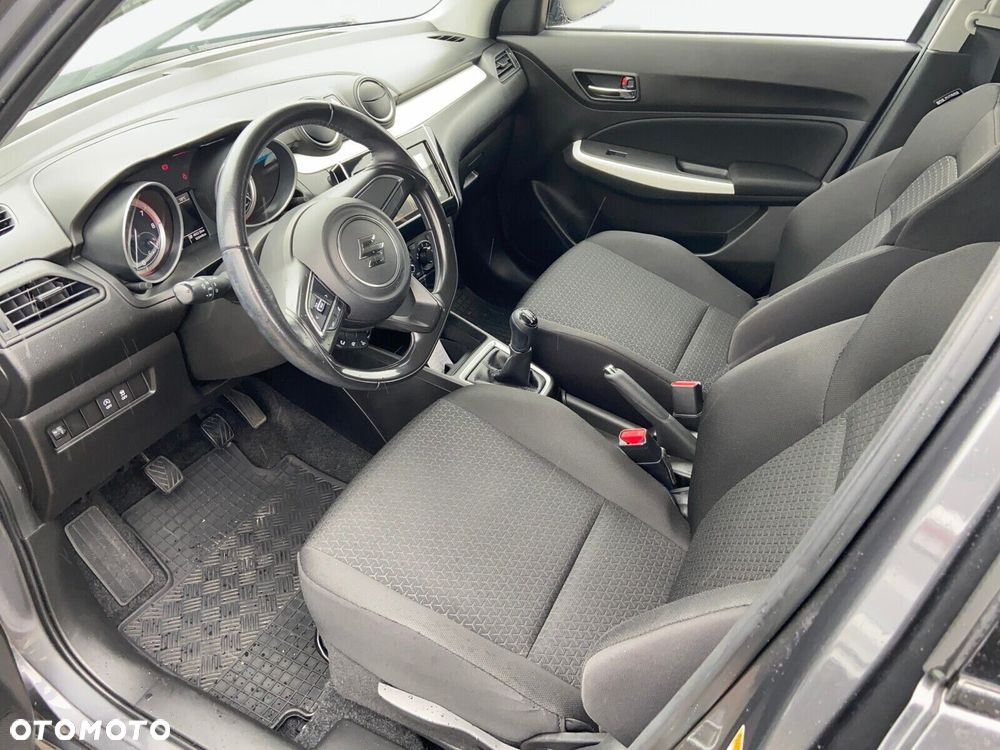 Suzuki Swift - 11