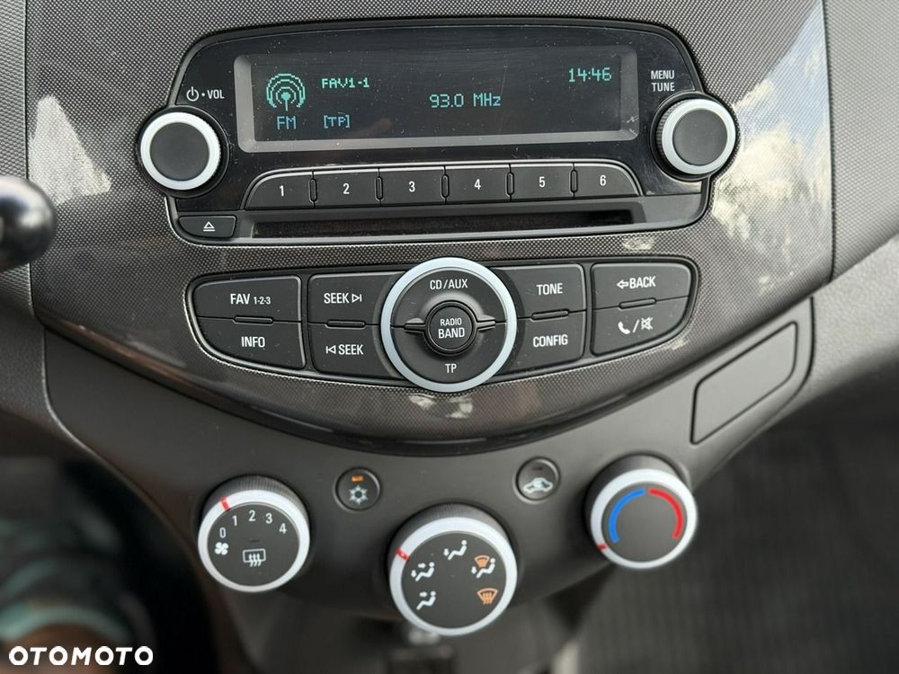 Chevrolet Spark - 23