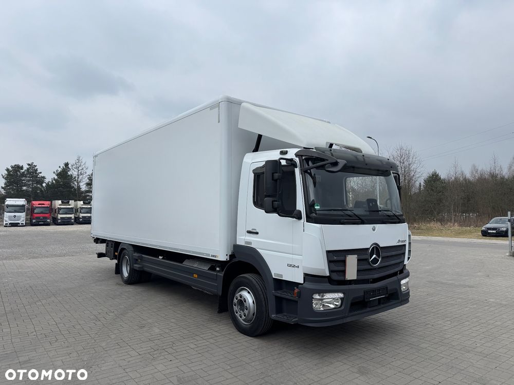 Mercedes-Benz ATEGO - 13