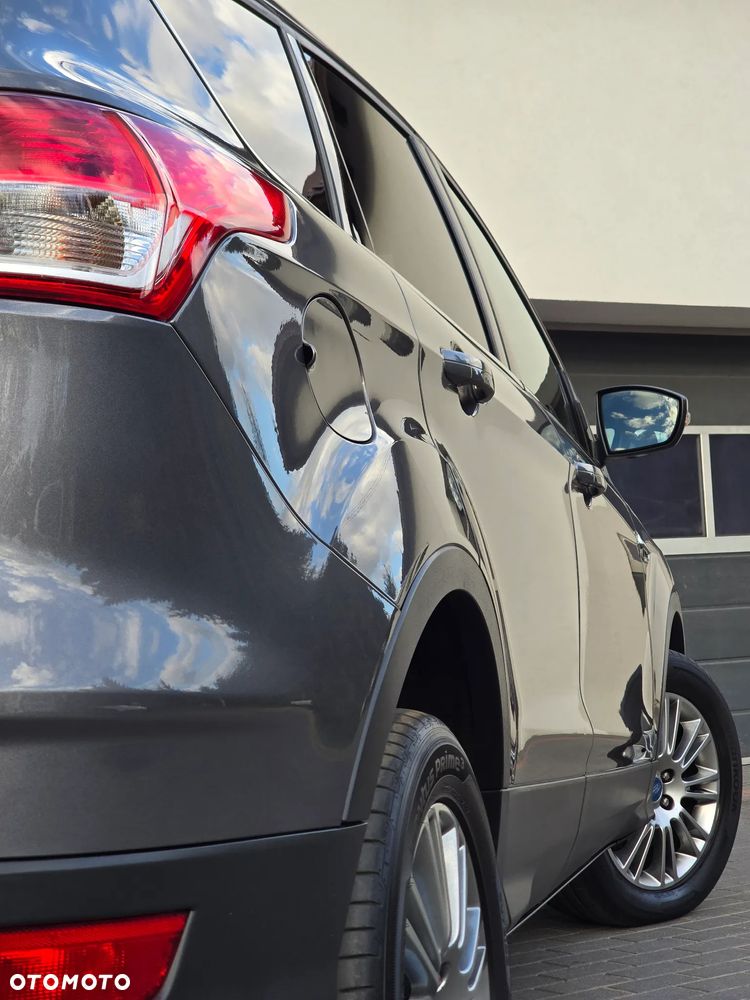 Ford Kuga 2.0 TDCi 2x4 Titanium - 21