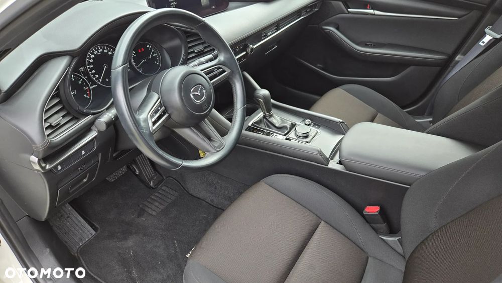Mazda 3 - 10