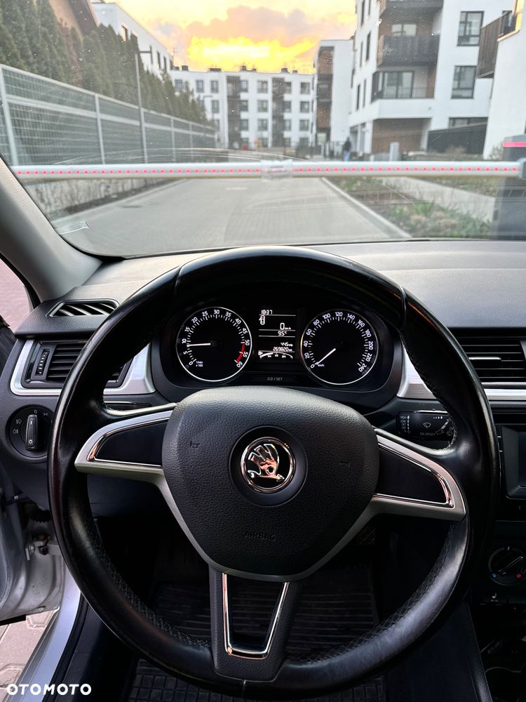 Skoda RAPID 1.6 TDI DPF Ambition - 10