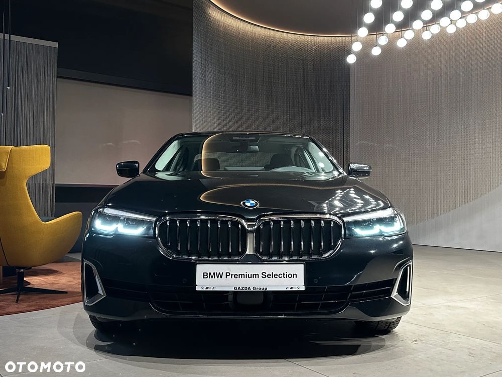 BMW Seria 5 520d xDrive MHEV Luxury Line - 7