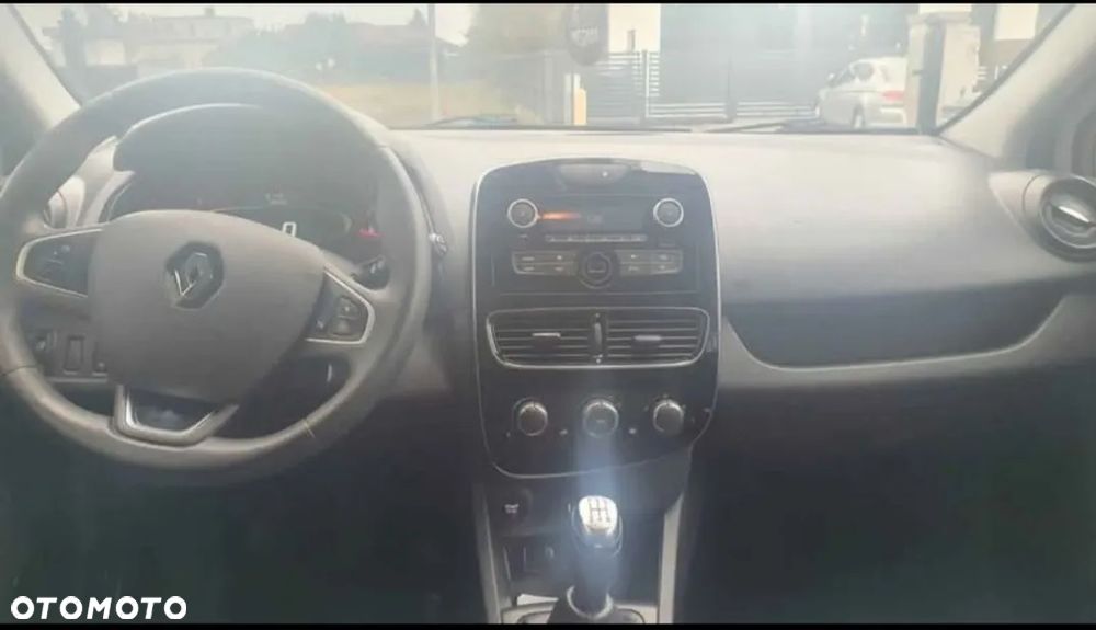 Renault Clio dCi 75 Expression - 6