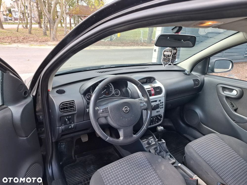 Opel Corsa 1.2 16V - 8