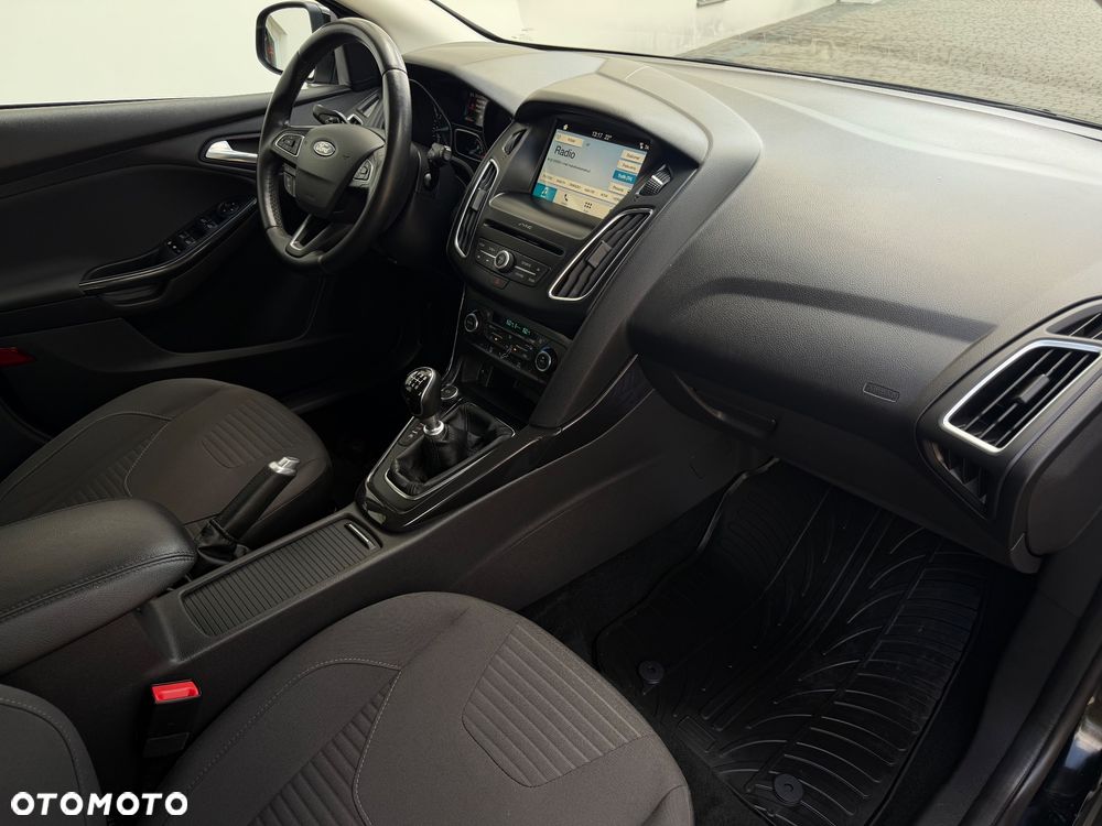 Ford Focus 1.5 EcoBoost Start-Stopp-System Business Edition - 25