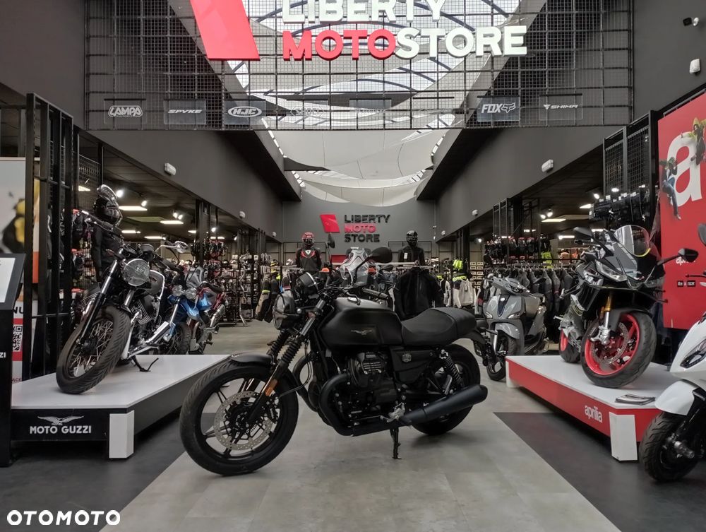 Moto Guzzi V7 - 3