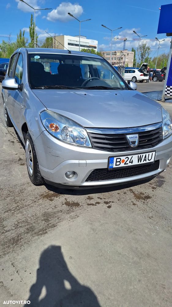 Dacia Sandero - 1